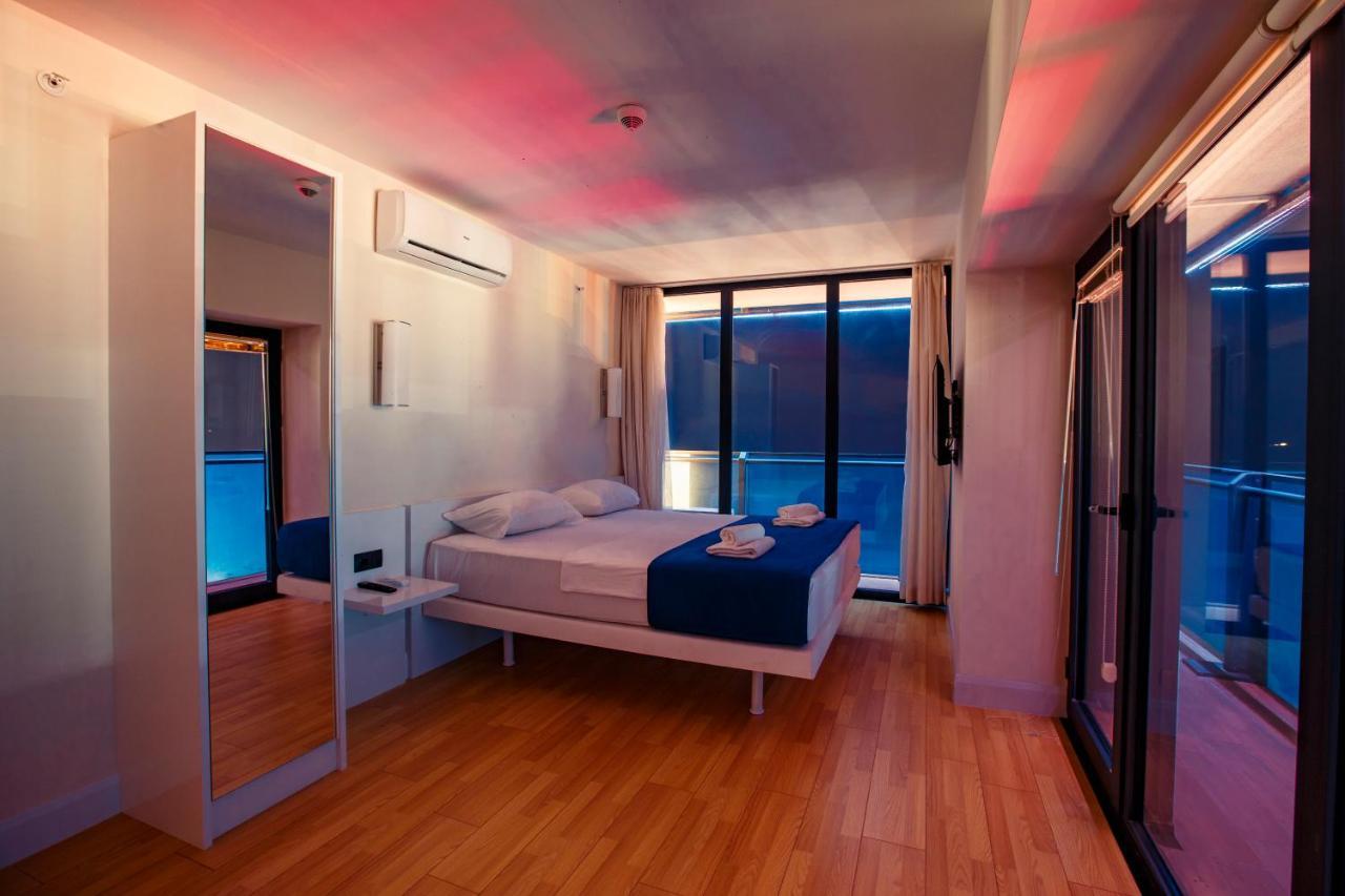 باتومي Panorama Orbi City Center Suite Sea View المظهر الخارجي الصورة