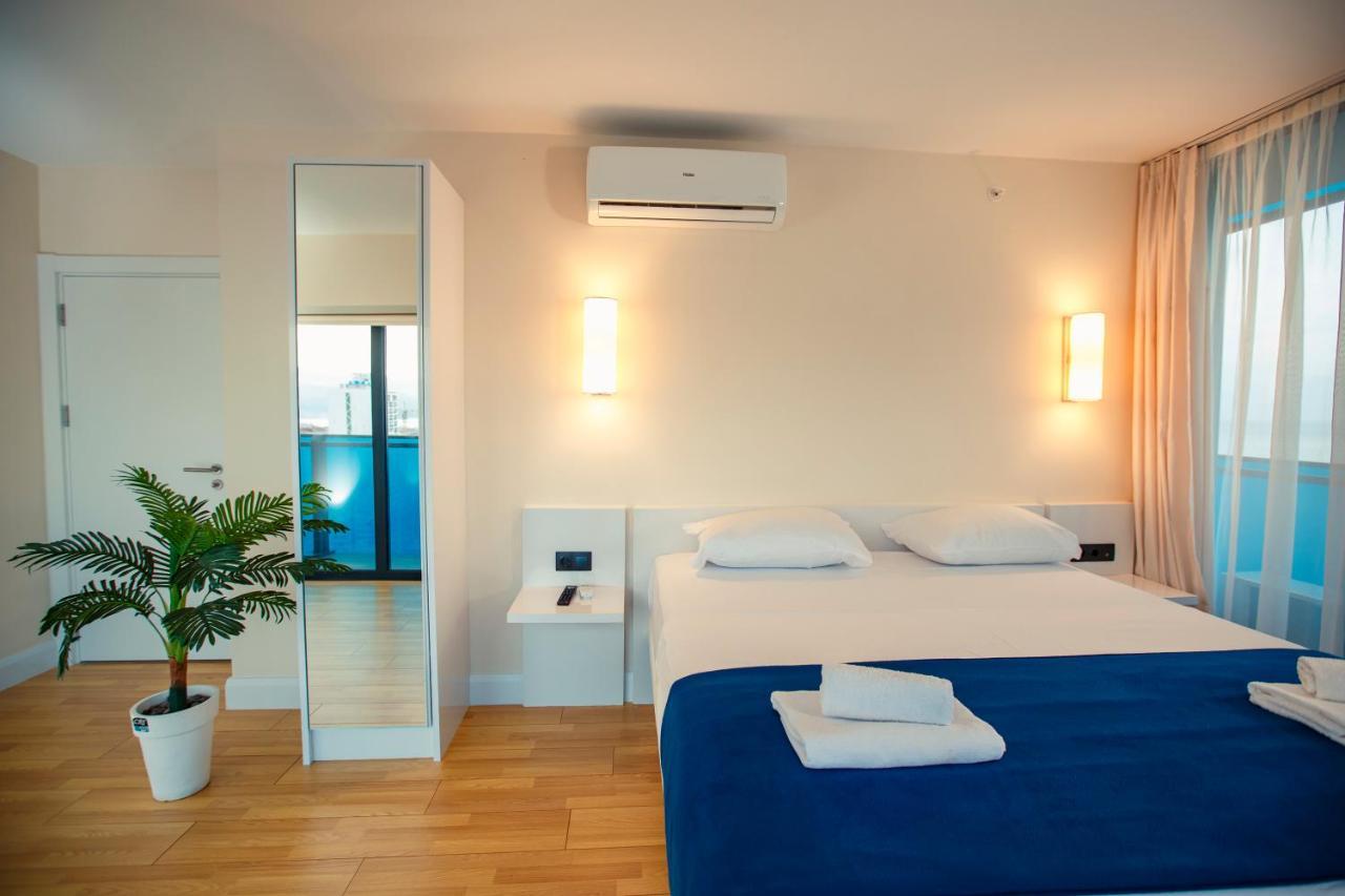 باتومي Panorama Orbi City Center Suite Sea View المظهر الخارجي الصورة