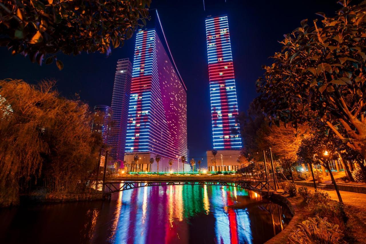باتومي Panorama Orbi City Center Suite Sea View المظهر الخارجي الصورة