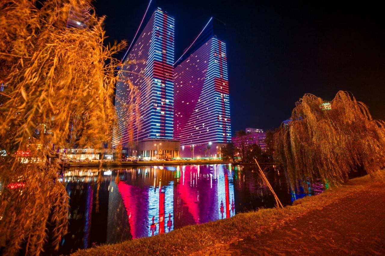 باتومي Panorama Orbi City Center Suite Sea View المظهر الخارجي الصورة