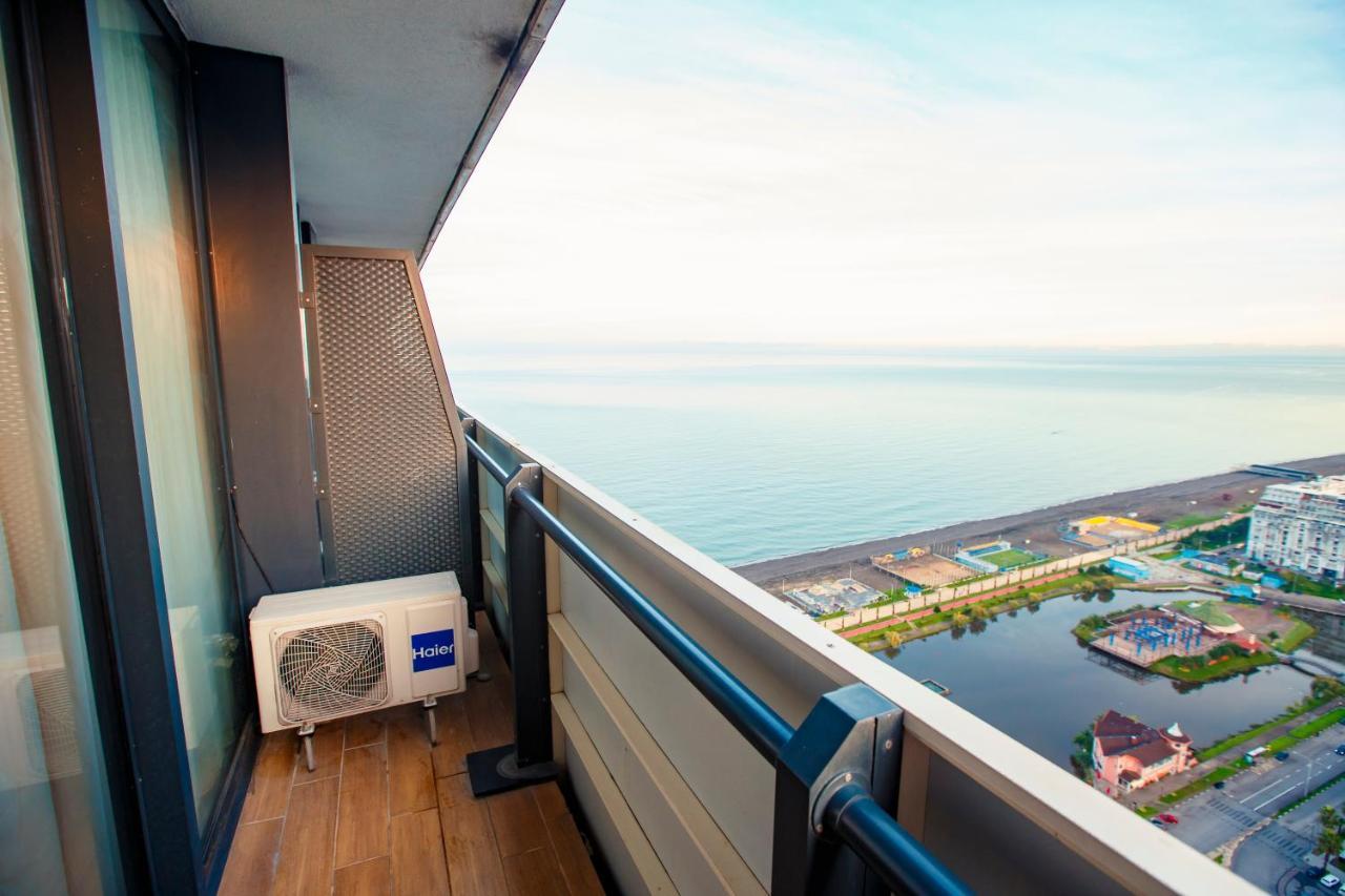 باتومي Panorama Orbi City Center Suite Sea View المظهر الخارجي الصورة