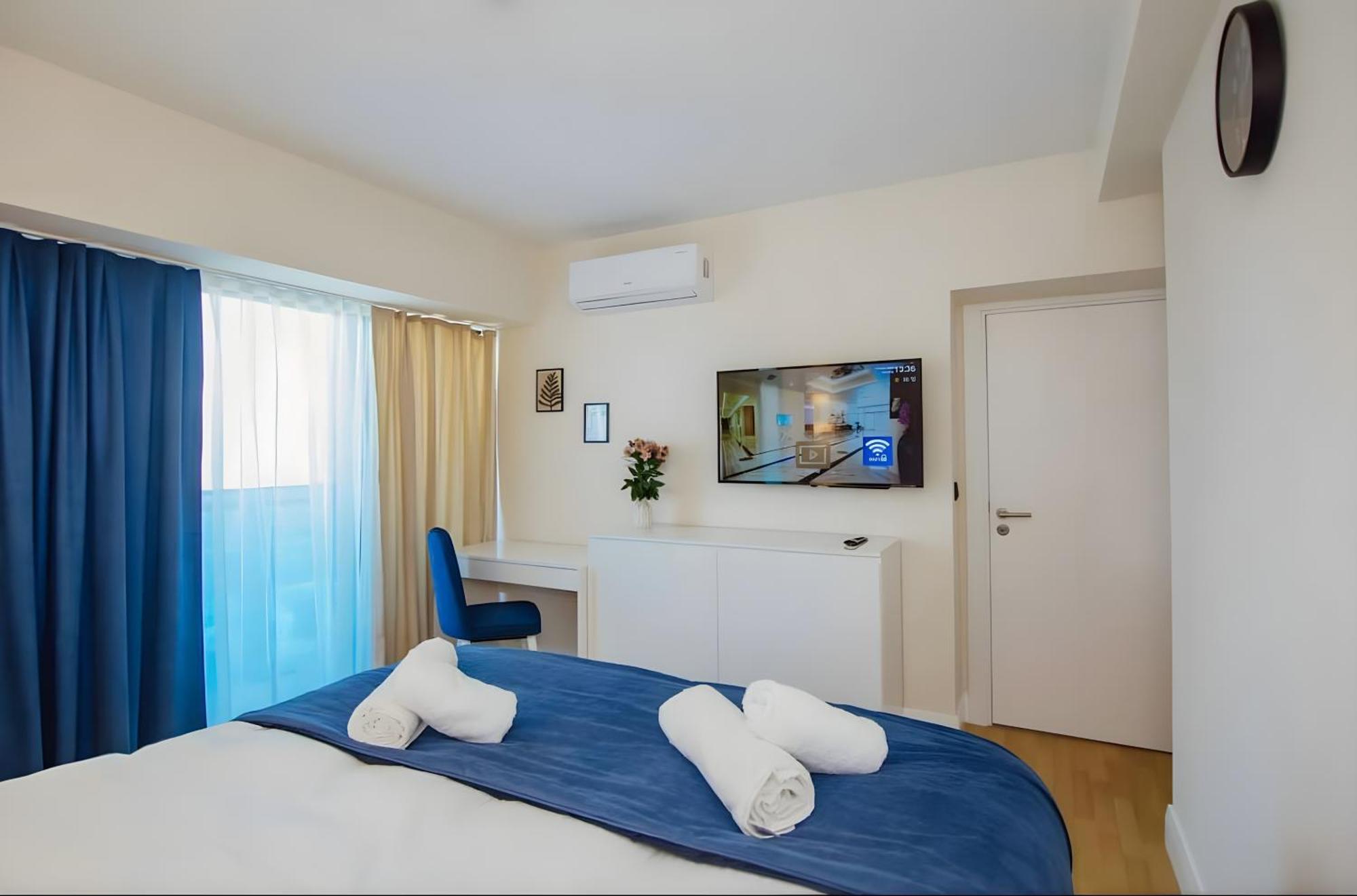 باتومي Panorama Orbi City Center Suite Sea View المظهر الخارجي الصورة